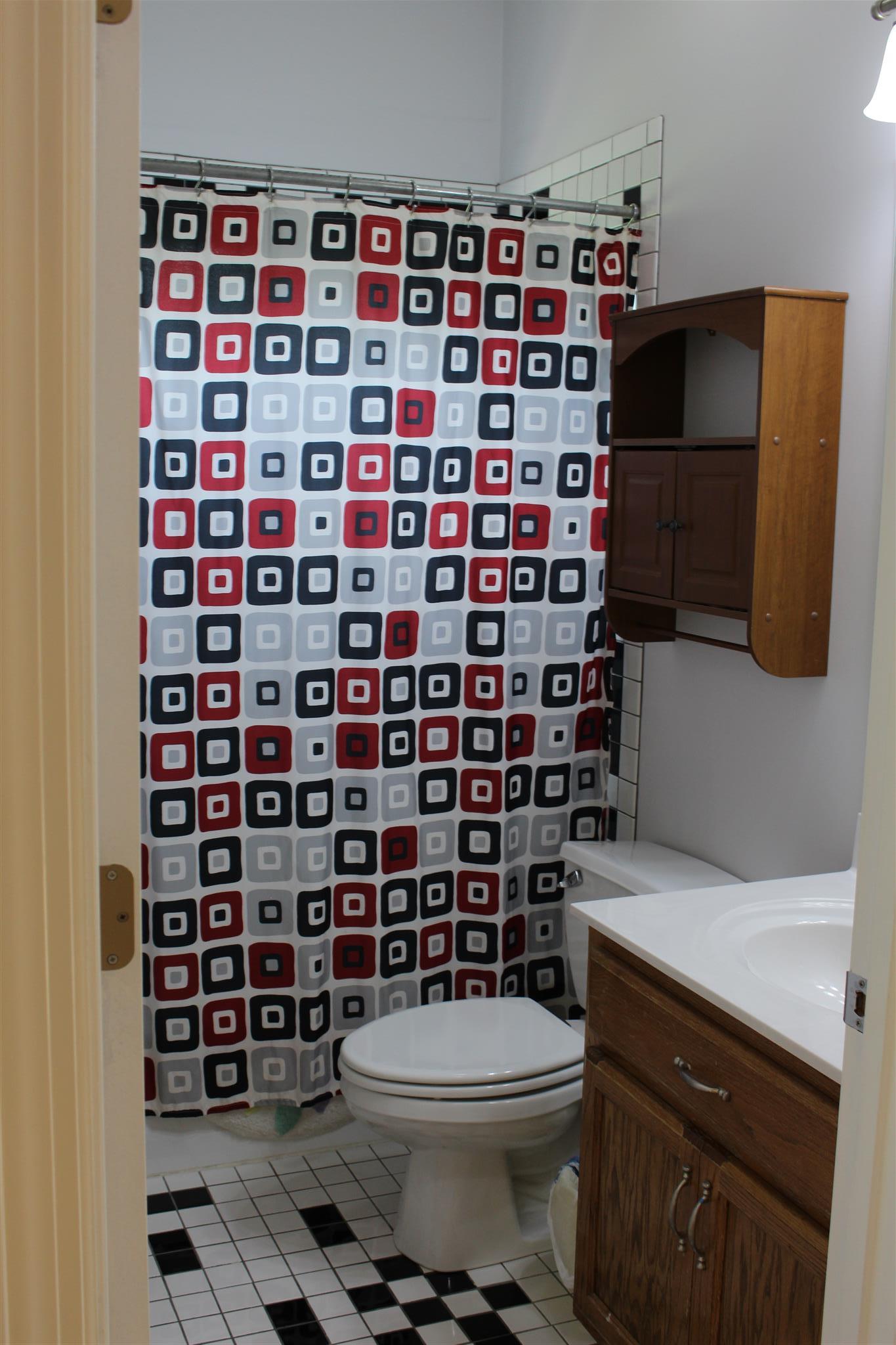 112 Big Springs Road Lebanon, TN 37087 - Photo 19 of 29 a bathroom with a toilet and a shower