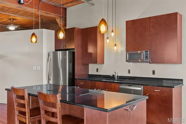 $175,000 | 721 North 17th Street, Unit 405, St. Louis, MO 63103