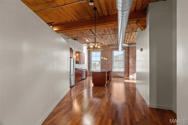 $175,000 | 721 North 17th Street, Unit 405, St. Louis, MO 63103