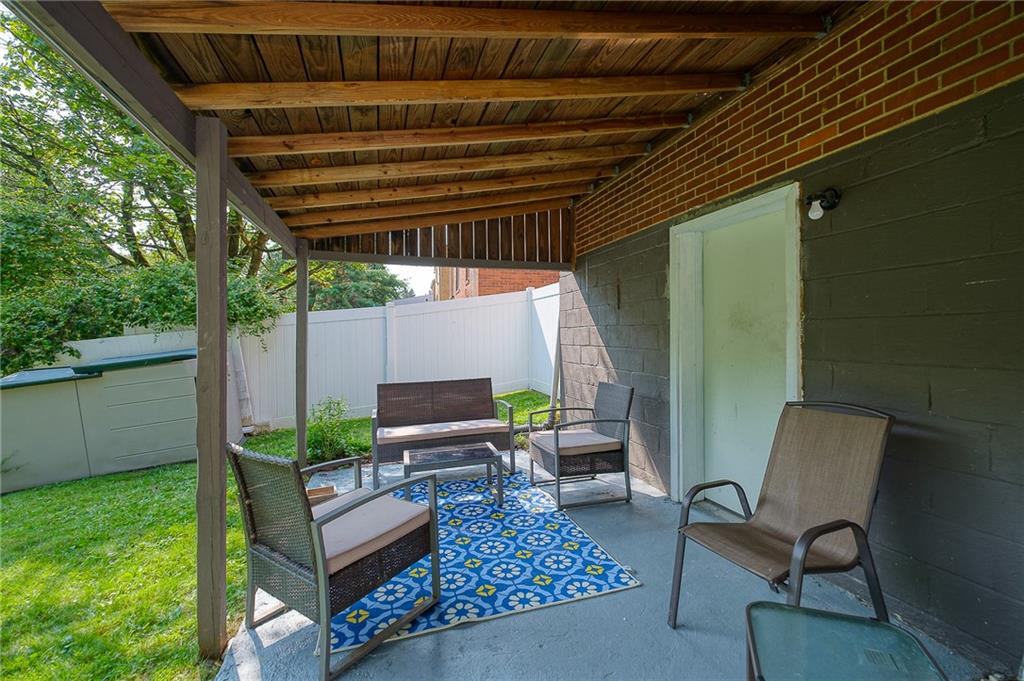 953 Roland Road Pittsburgh, PA 15221 - Photo 21 of 24 Gallery Image 21
