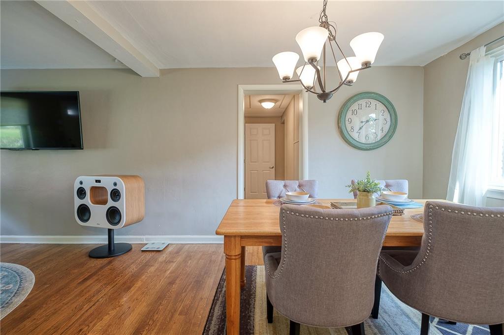 953 Roland Road Pittsburgh, PA 15221 - Photo 6 of 24 Gallery Image 6