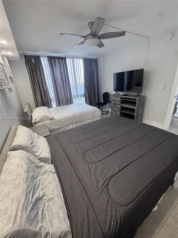 $3,200 | 1500 South Ocean Drive, Unit 10J, Hollywood, FL 33019