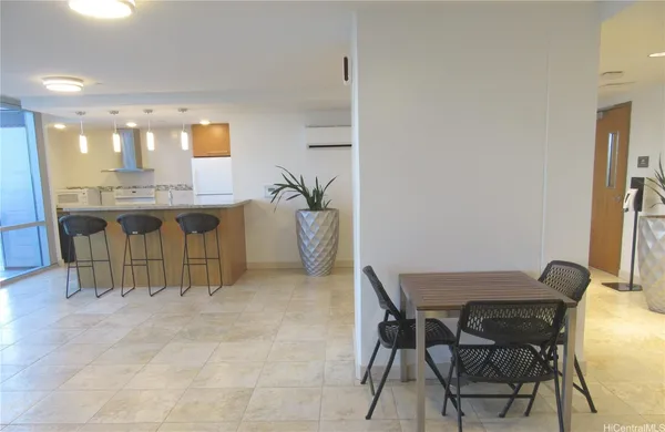 $3,100 | 555 South Street, Unit 3510, Honolulu, HI 96813