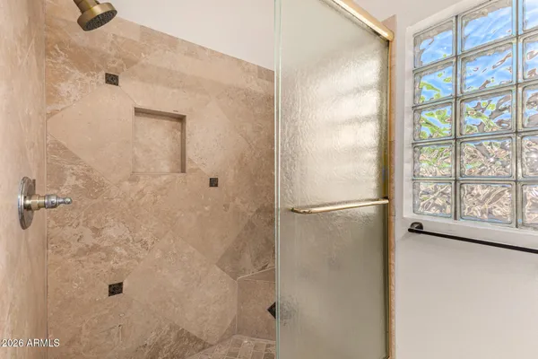 $690,000 | 834 North Oak Court, Chandler, AZ 85226