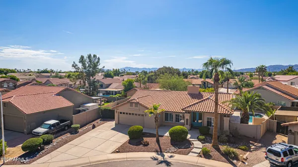 $690,000 | 834 North Oak Court, Chandler, AZ 85226