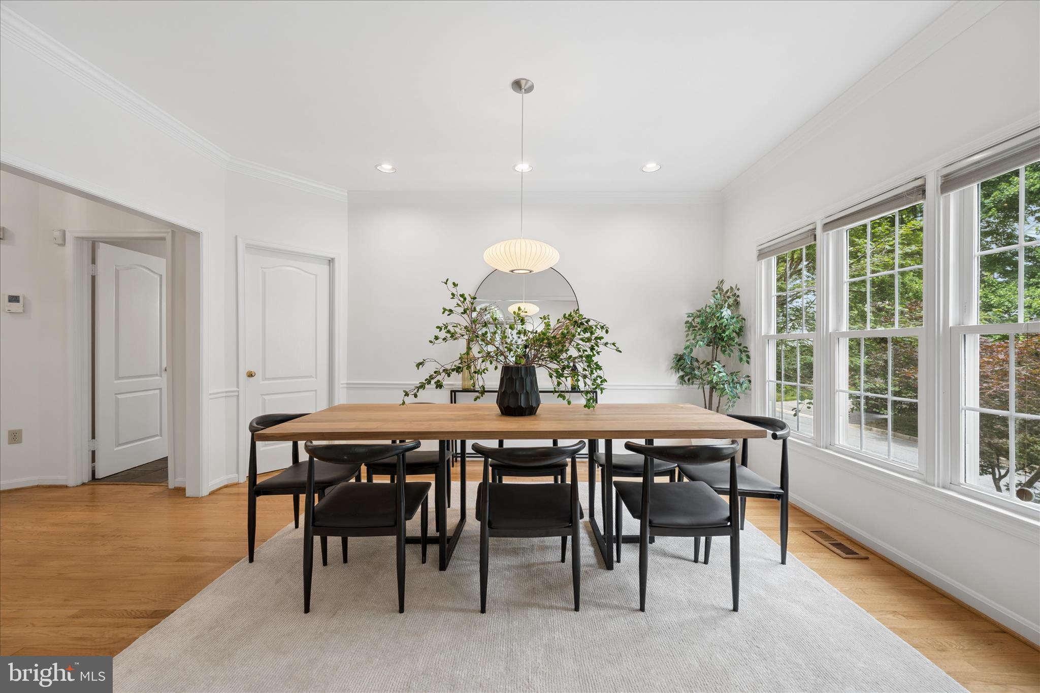8900 Ellsworth Court Silver Spring, MD 20910 - Photo 15 of 86 Formal dining room