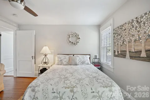 $474,900 | 1520 5th Street Northeast, Hickory, NC 28601