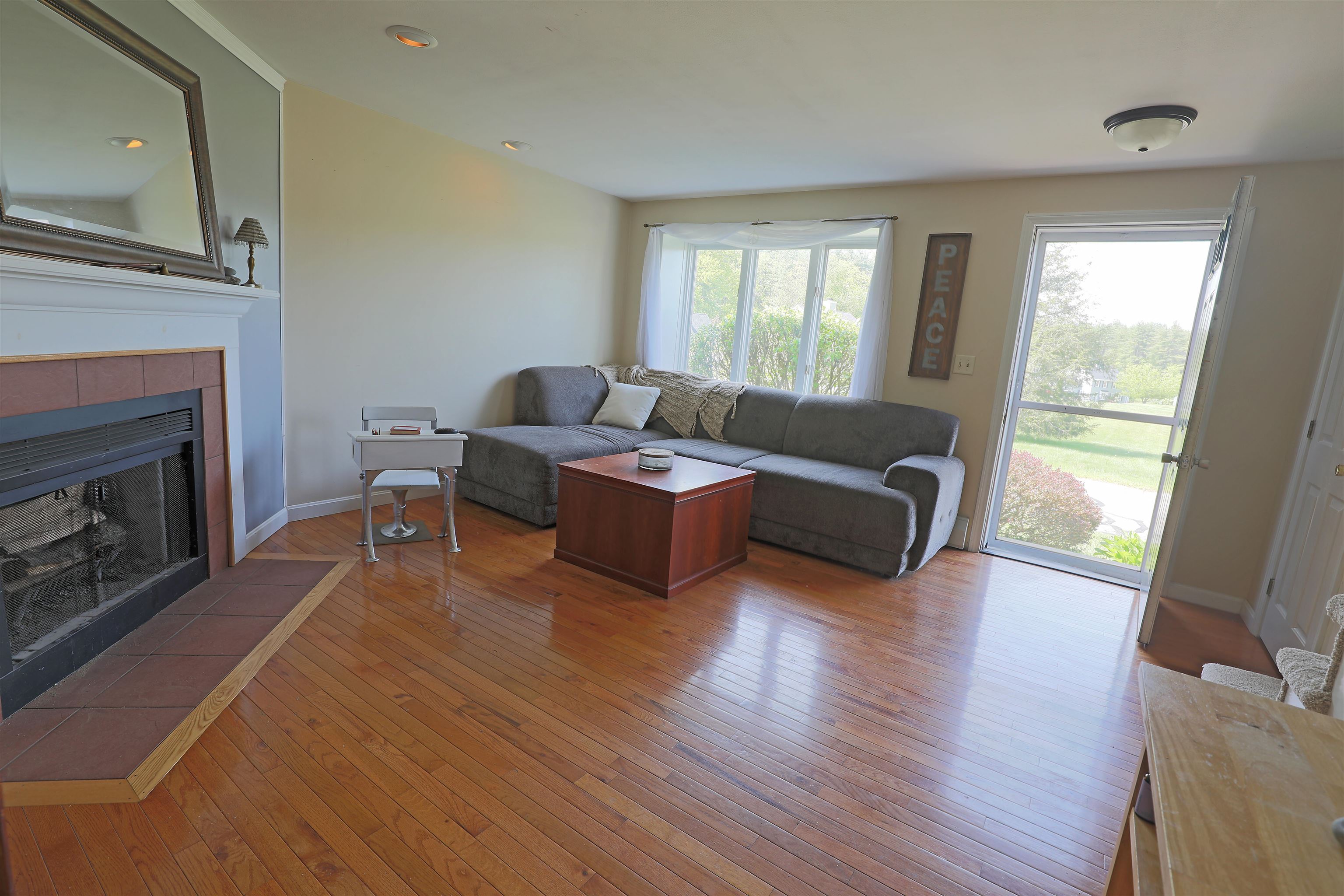 92 Great Brook Road Milford, NH 03055 - Photo 5 of 39