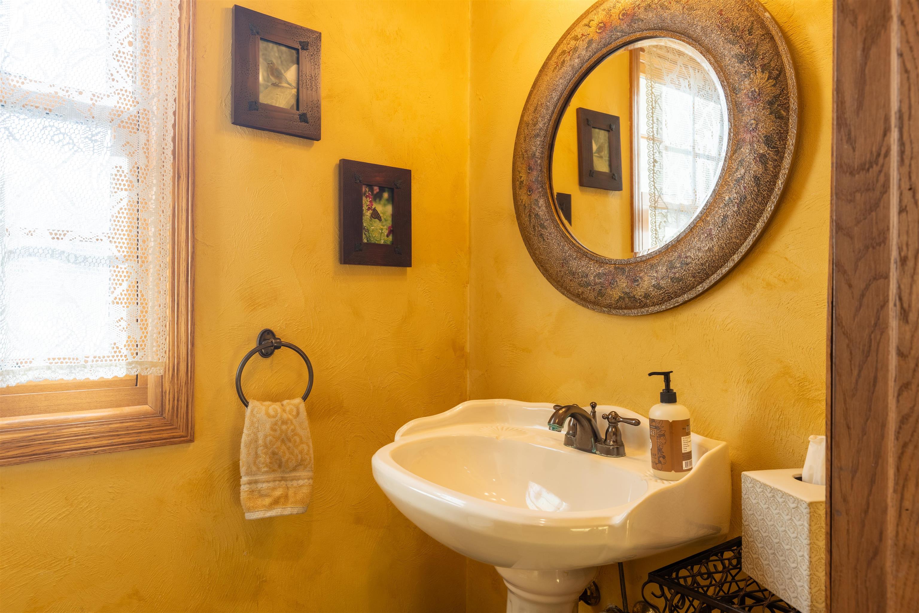 24 Butternut Lane Galena, IL 61036 - Photo 2 of 57