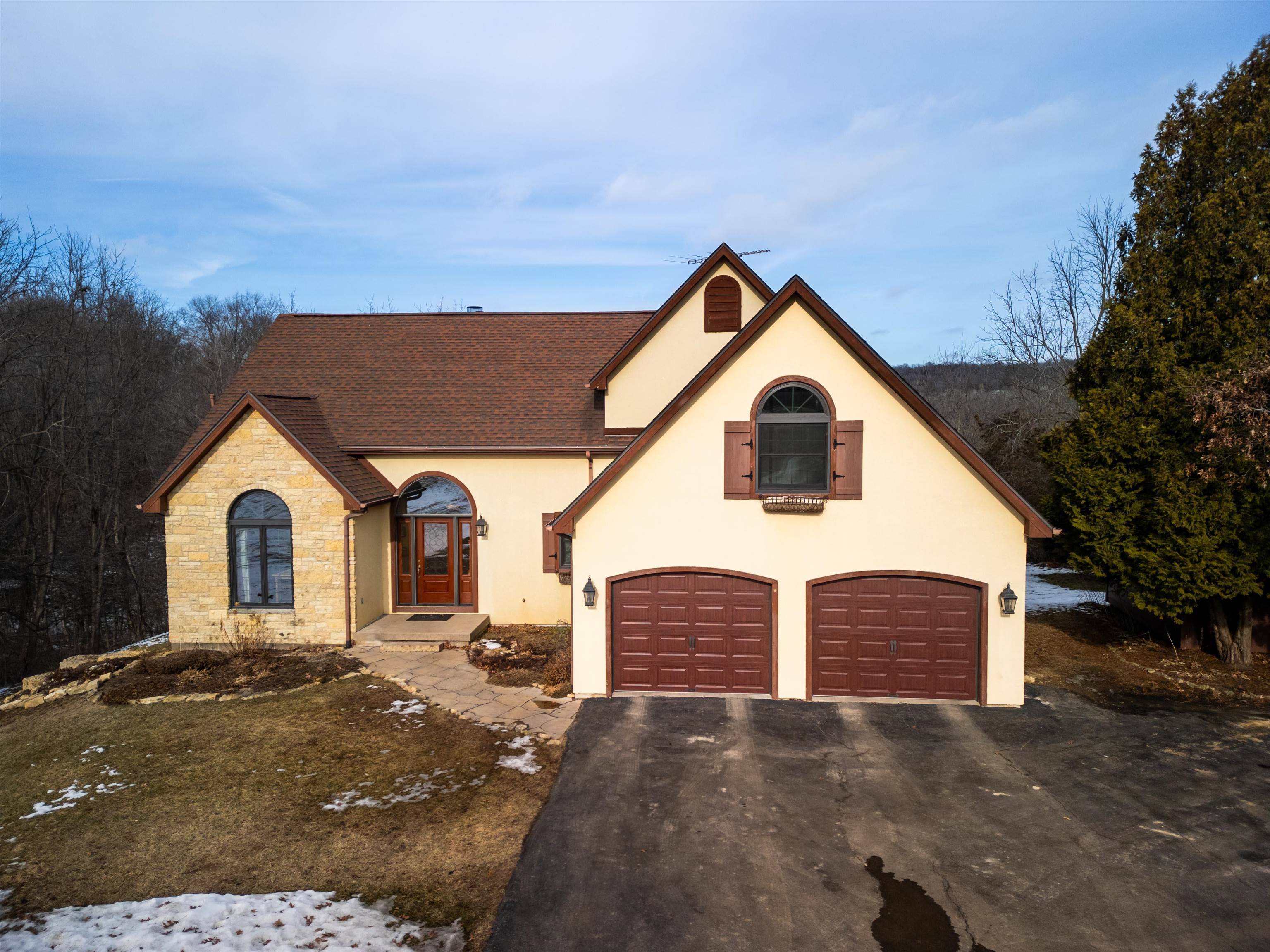 24 Butternut Lane Galena, IL 61036 - Photo 2 of 61