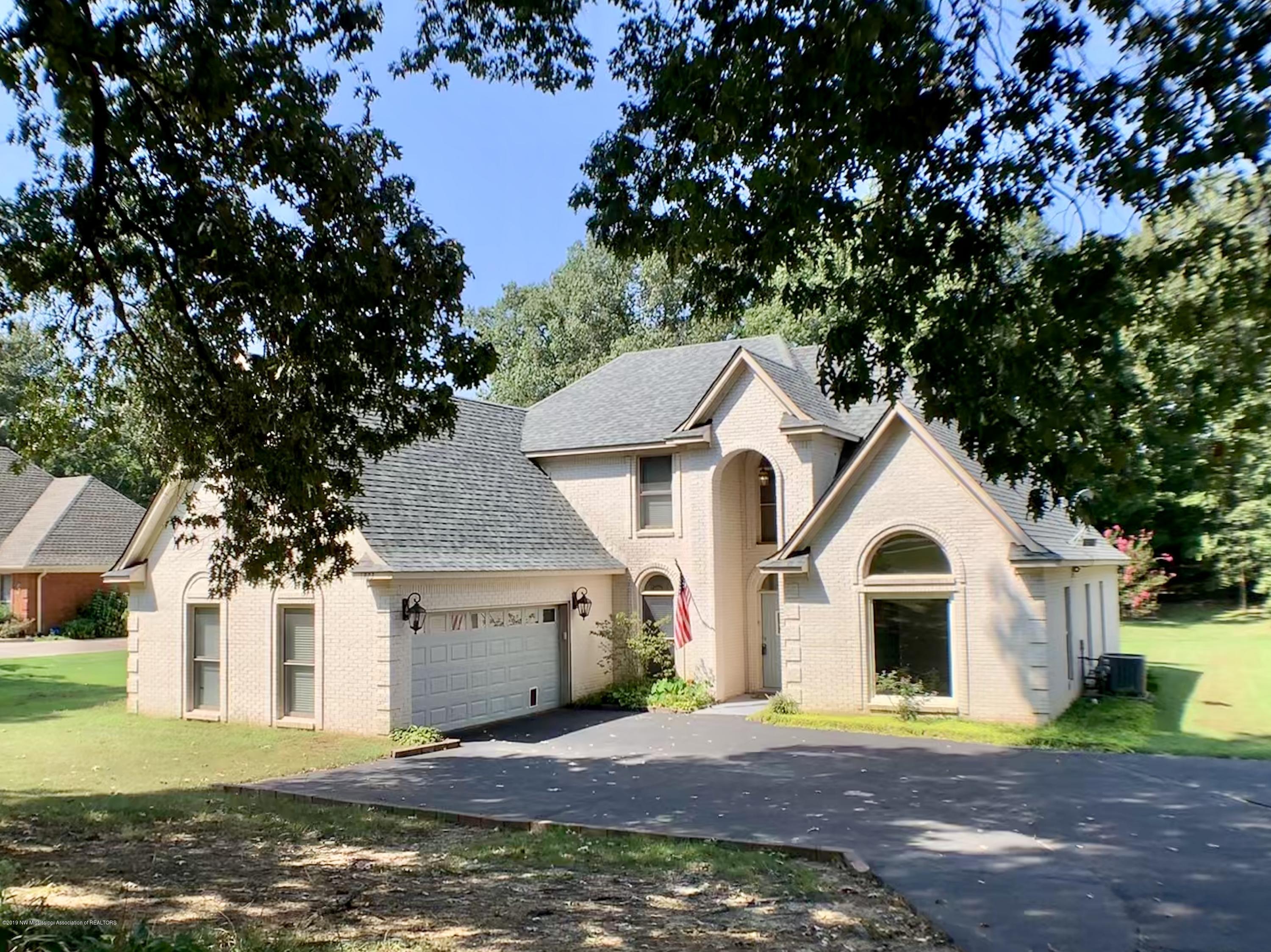 1923 Jaybird Road Hernando, MS 38632 - Photo 3 of 34 E656B7E0-BF04-4654-8095-13EA277956F9