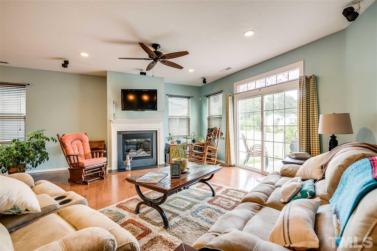 122 Daneborg Road Durham, NC 27703 - Photo 4 of 25 Gallery Image 4