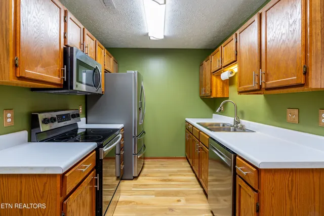 $269,900 | 2700 Glacier Way, Knoxville, TN 37924