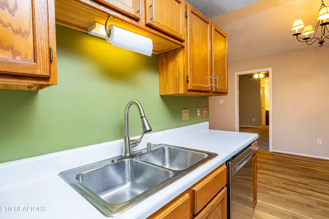 $269,900 | 2700 Glacier Way, Knoxville, TN 37924