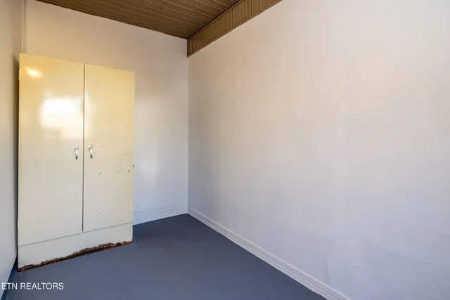 $269,900 | 2700 Glacier Way, Knoxville, TN 37924