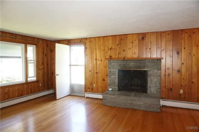 $209,900 | 5002 West Genesee Street, Camillus, NY 13031