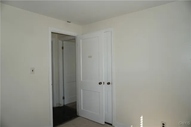 $209,900 | 5002 West Genesee Street, Camillus, NY 13031