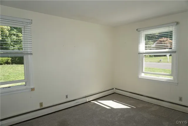 $209,900 | 5002 West Genesee Street, Camillus, NY 13031