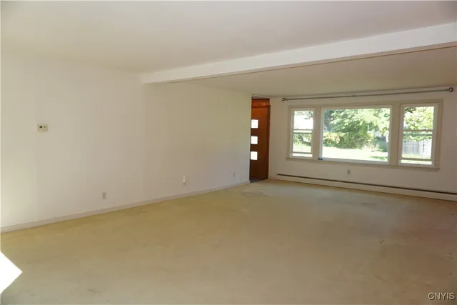 $209,900 | 5002 West Genesee Street, Camillus, NY 13031