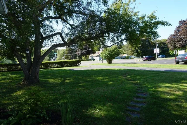 $209,900 | 5002 West Genesee Street, Camillus, NY 13031