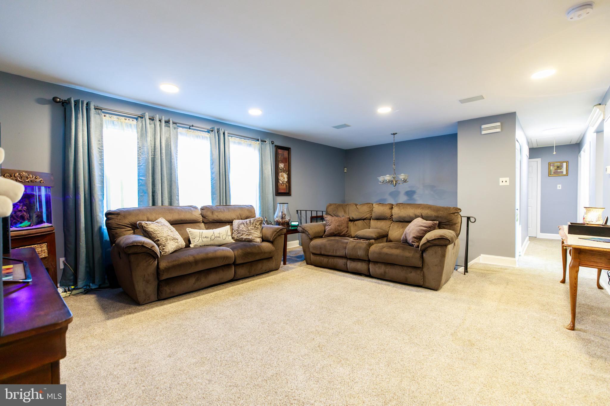 209 Bridge Road Upper Chichester, PA 19061 - Photo 8 of 20 Gallery Image 8