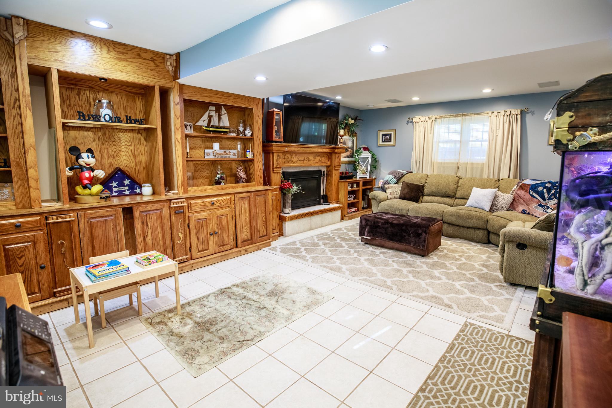 209 Bridge Road Upper Chichester, PA 19061 - Photo 10 of 20 Gallery Image 10
