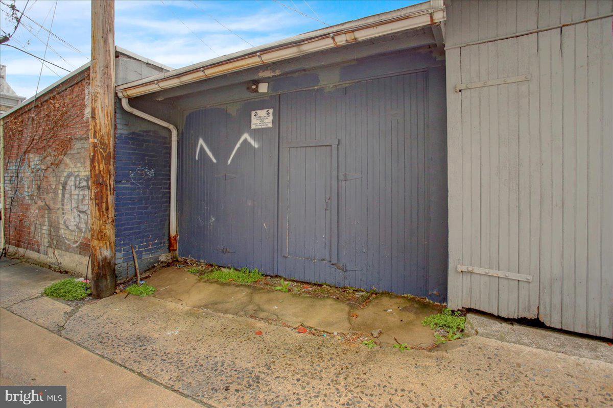 762 North 6th Street Reading, PA 19601 - Photo 23 of 25