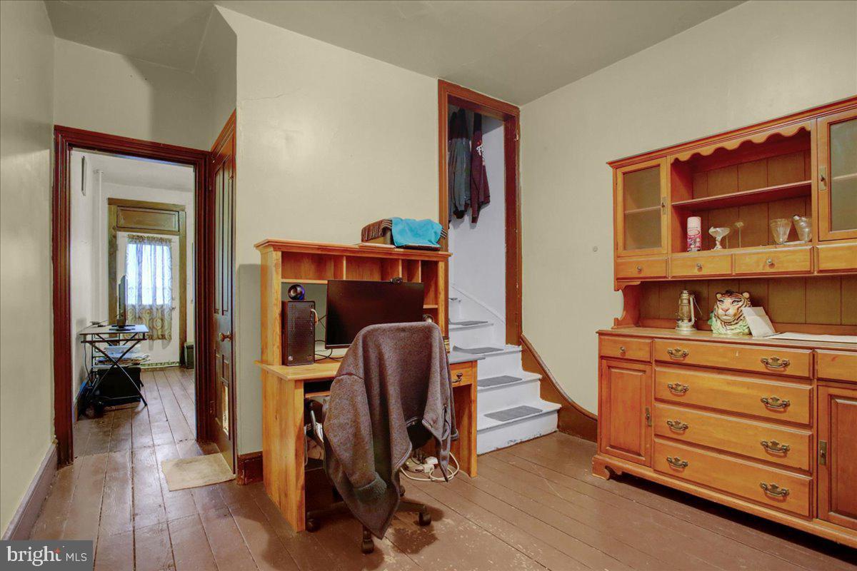 762 North 6th Street Reading, PA 19601 - Photo 7 of 25