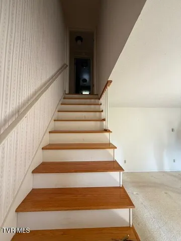 $330,000 | 18343 Westwood Drive, Abingdon, VA 24211