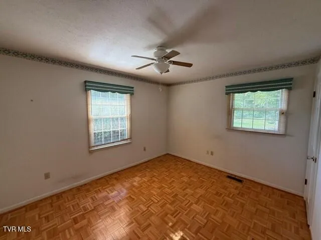 $330,000 | 18343 Westwood Drive, Abingdon, VA 24211