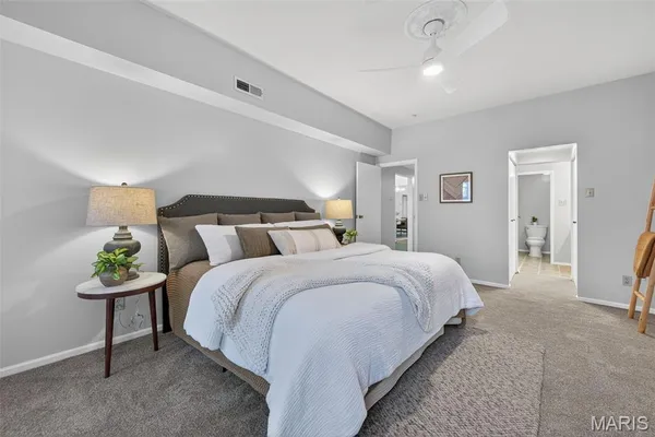 $190,000 | 5559 Pershing Avenue, Unit 1F, St. Louis, MO 63112