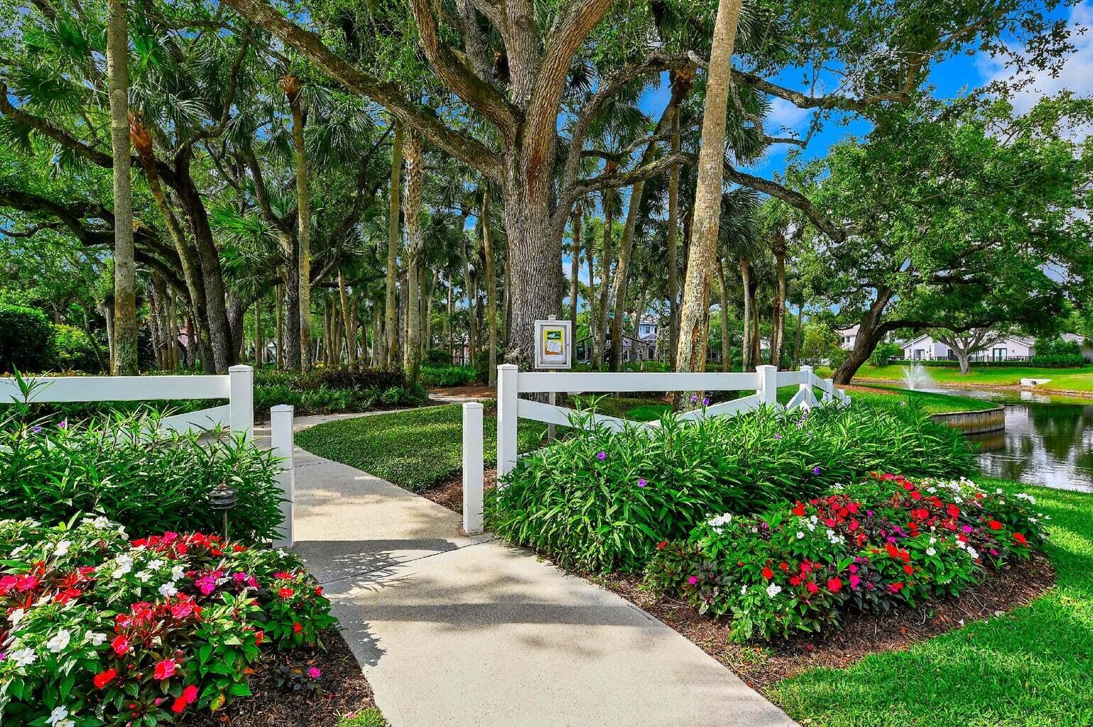 2870 Hampton Circle West Delray Beach, FL 33445 - Photo 28 of 31 Park