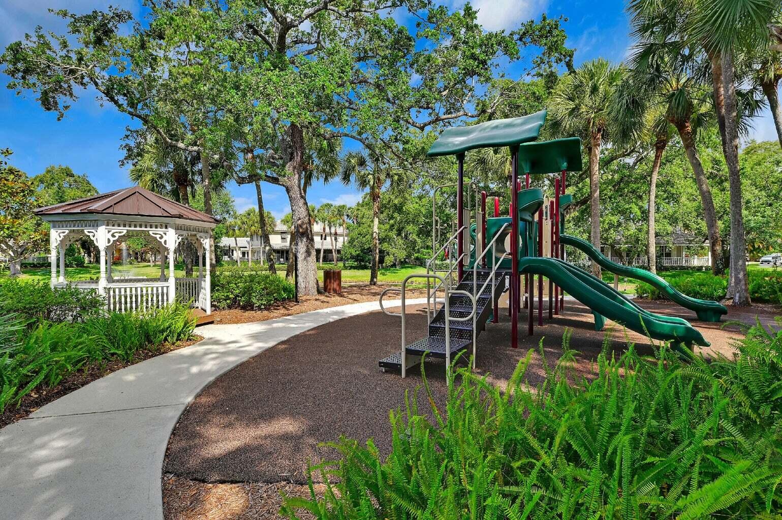 2870 Hampton Circle West Delray Beach, FL 33445 - Photo 30 of 31 Park