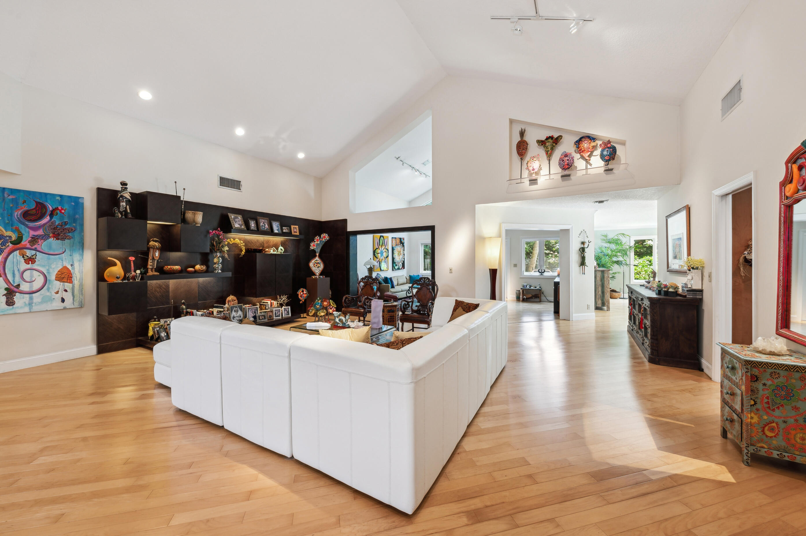 2870 Hampton Circle West Delray Beach, FL 33445 - Photo 4 of 31 05