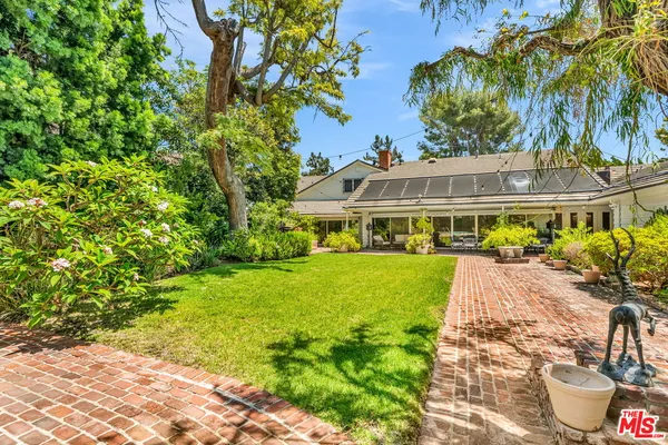 $25,000 | 701 Sierra Drive, Beverly Hills, CA 90210