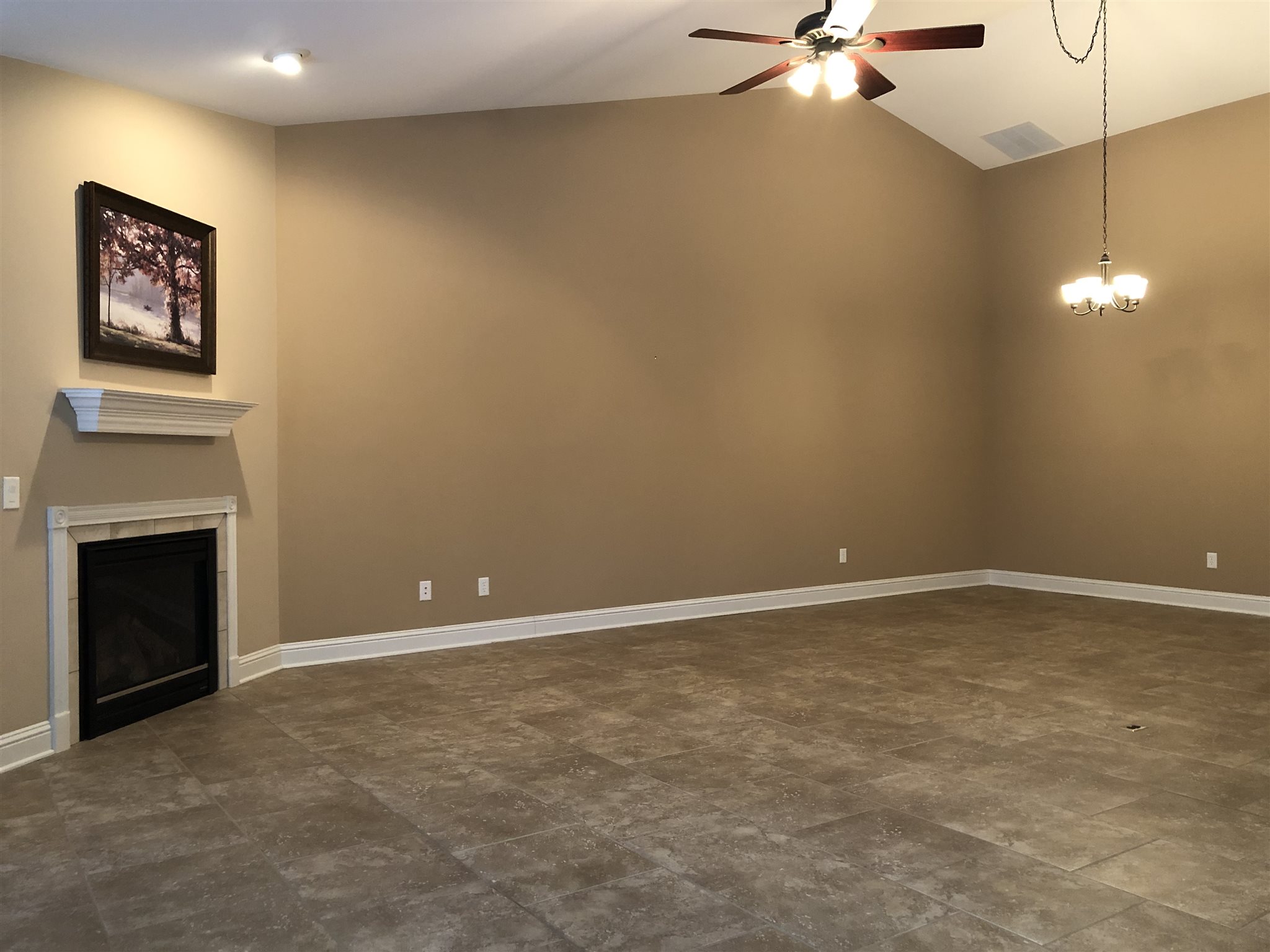 1125 Hawthorn Ridge Macomb, IL 61455 - Photo 6 of 30 Gallery Image 6