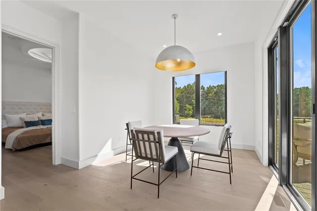 $1,150,000 | 2621 Northwest 84th Place, Kansas City, MO 64154