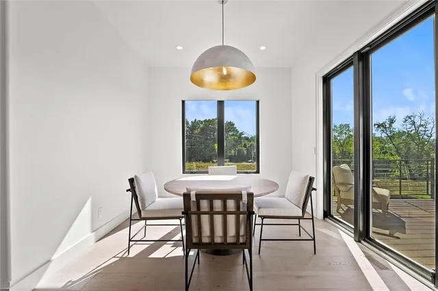 $1,150,000 | 2621 Northwest 84th Place, Kansas City, MO 64154