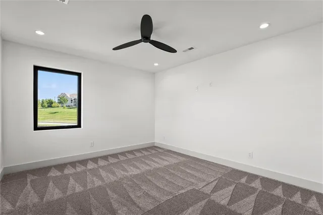 $1,150,000 | 2621 Northwest 84th Place, Kansas City, MO 64154