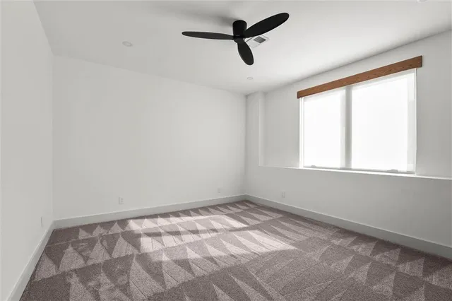 $1,150,000 | 2621 Northwest 84th Place, Kansas City, MO 64154