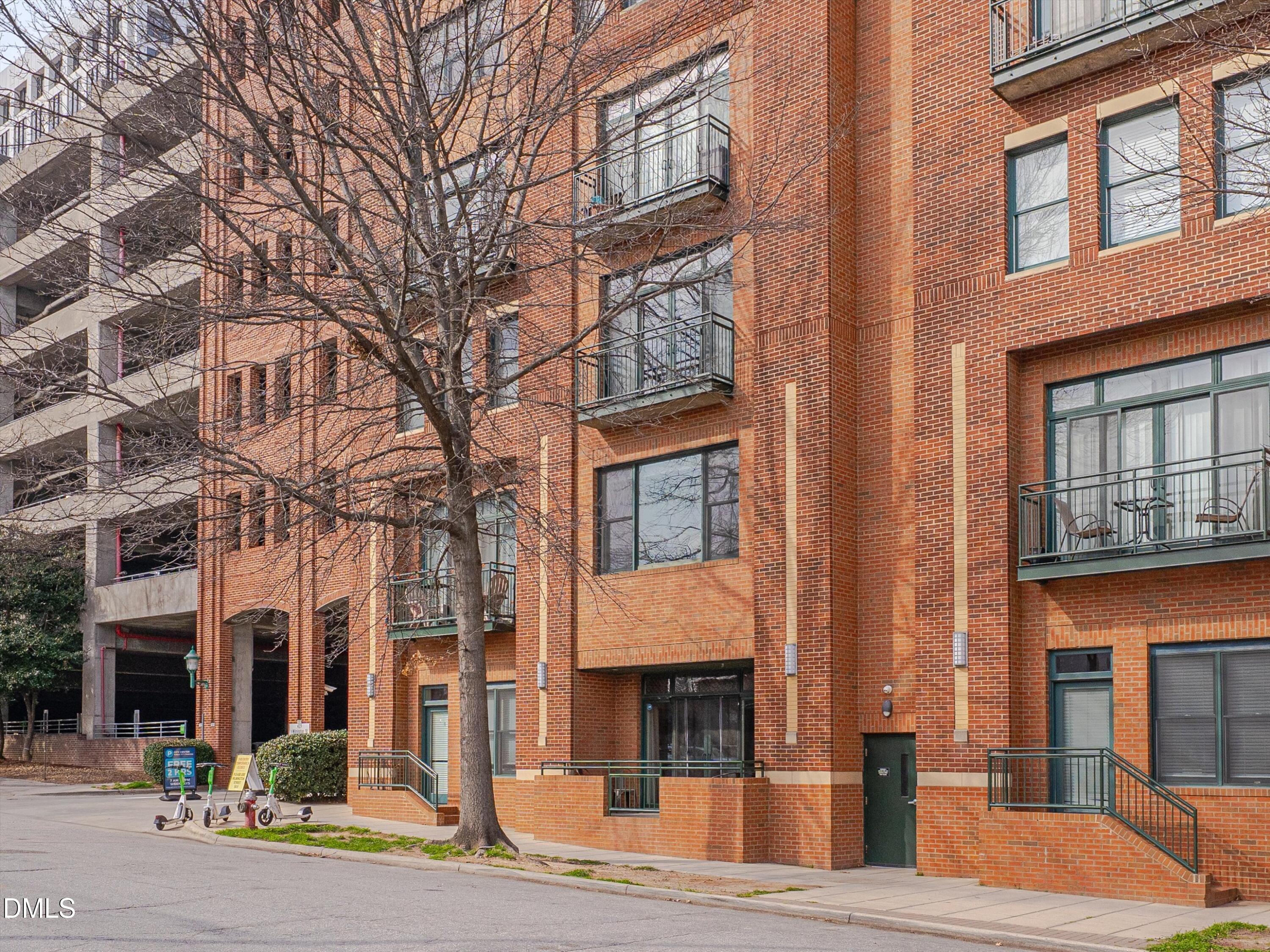 444 South Blount Street, Unit 120 Raleigh, NC 27601 - Photo 19 of 29 a front view of a brick building
