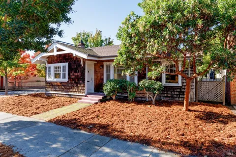 $599,900 | 1203 Glenn Street, Santa Rosa, CA 95401