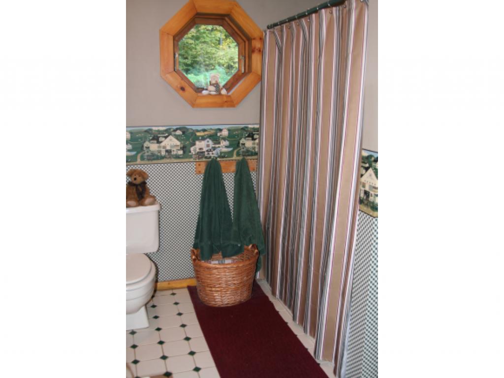40 Maplecrest Road Barre Town, VT 05641 - Photo 14 of 36