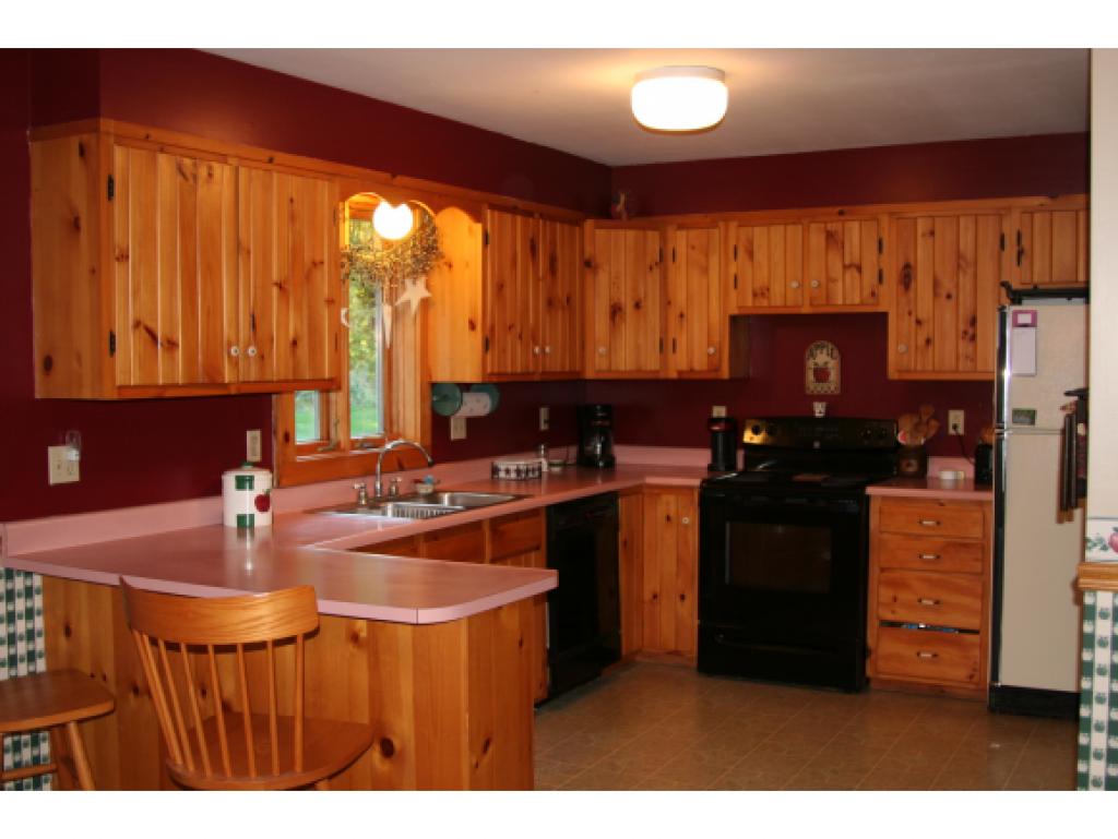 40 Maplecrest Road Barre Town, VT 05641 - Photo 4 of 36