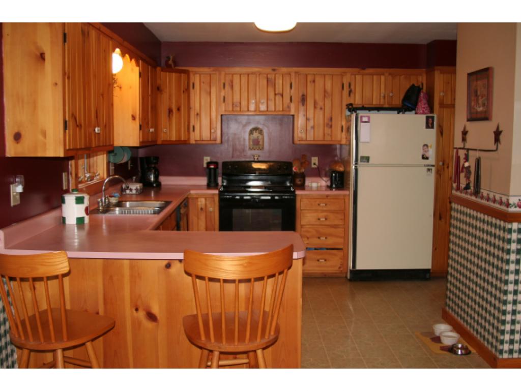 40 Maplecrest Road Barre Town, VT 05641 - Photo 5 of 36