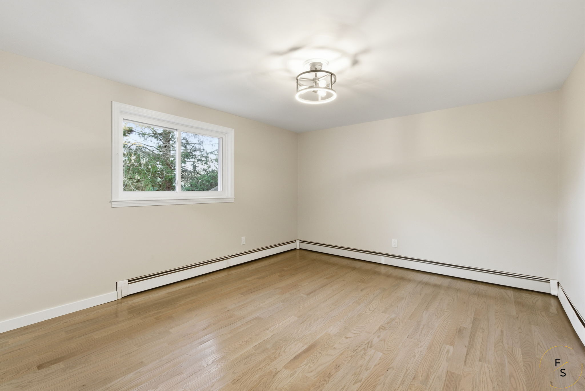 260 Smith Street South Windsor, CT 06074 - Photo 14 of 40