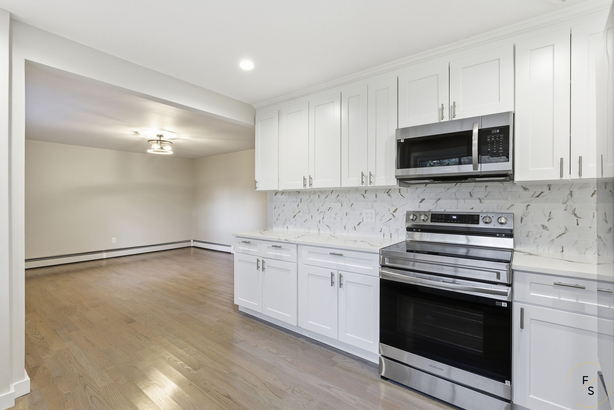 260 Smith Street South Windsor, CT 06074 - Photo 18 of 40