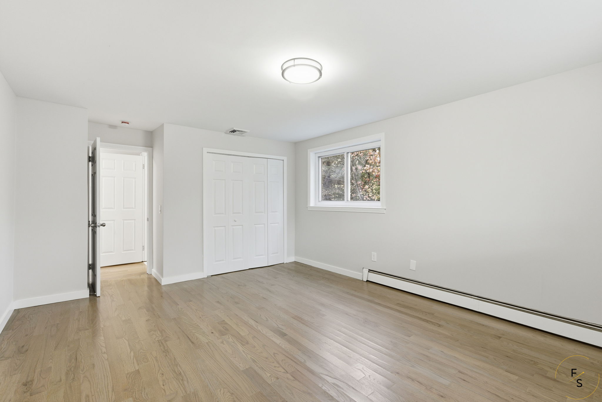 260 Smith Street South Windsor, CT 06074 - Photo 23 of 40