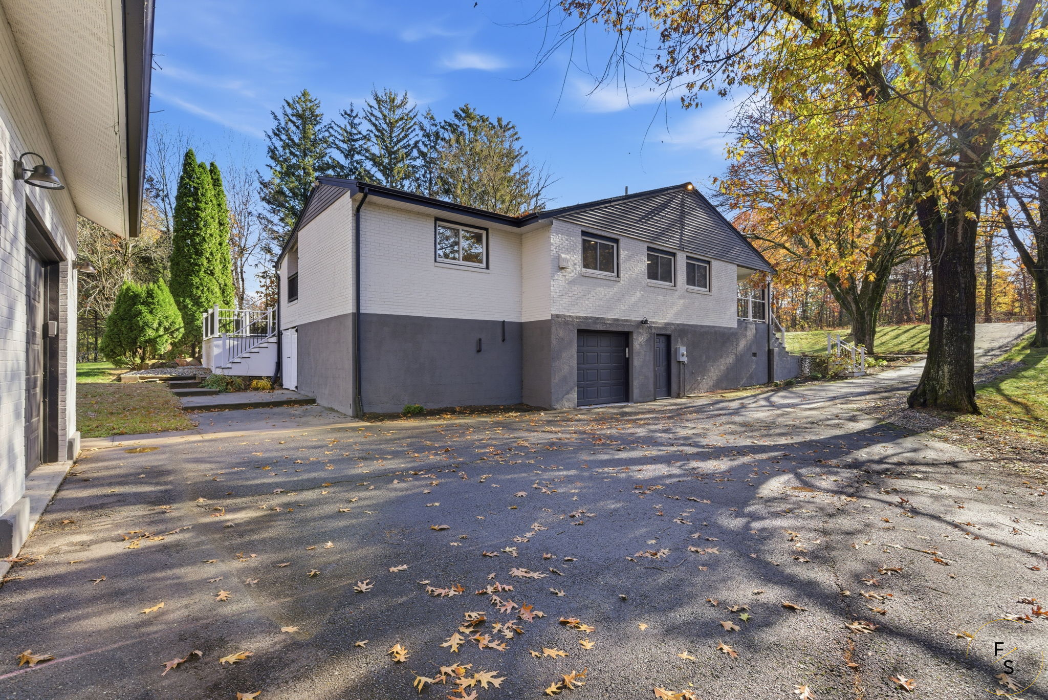 260 Smith Street South Windsor, CT 06074 - Photo 31 of 40