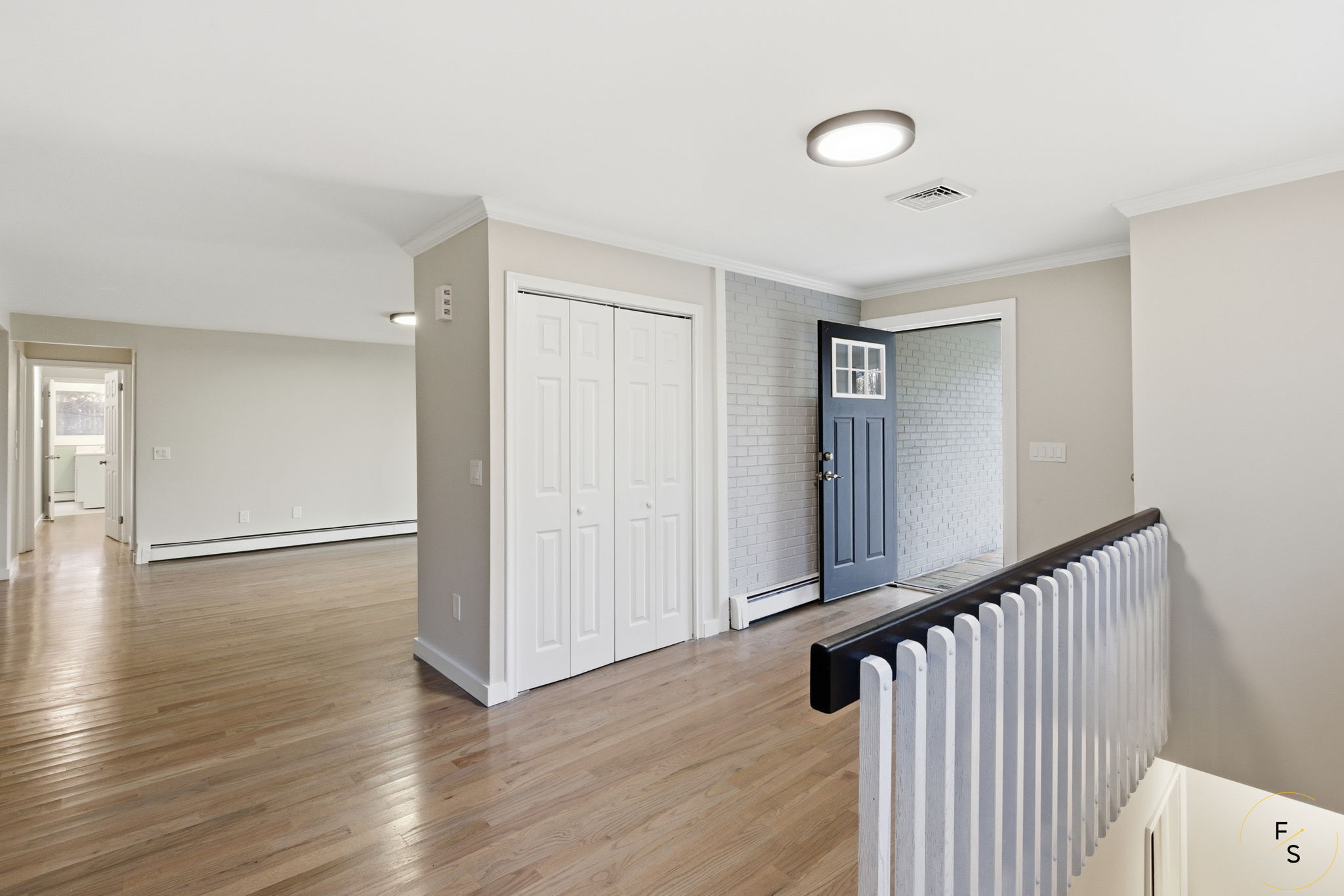 260 Smith Street South Windsor, CT 06074 - Photo 7 of 40